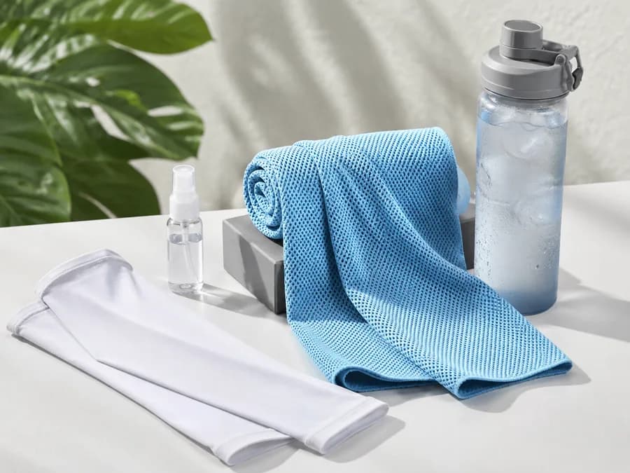 Cooling towel and sun sleeve bundle with water bottle for summer cooling product sourcing