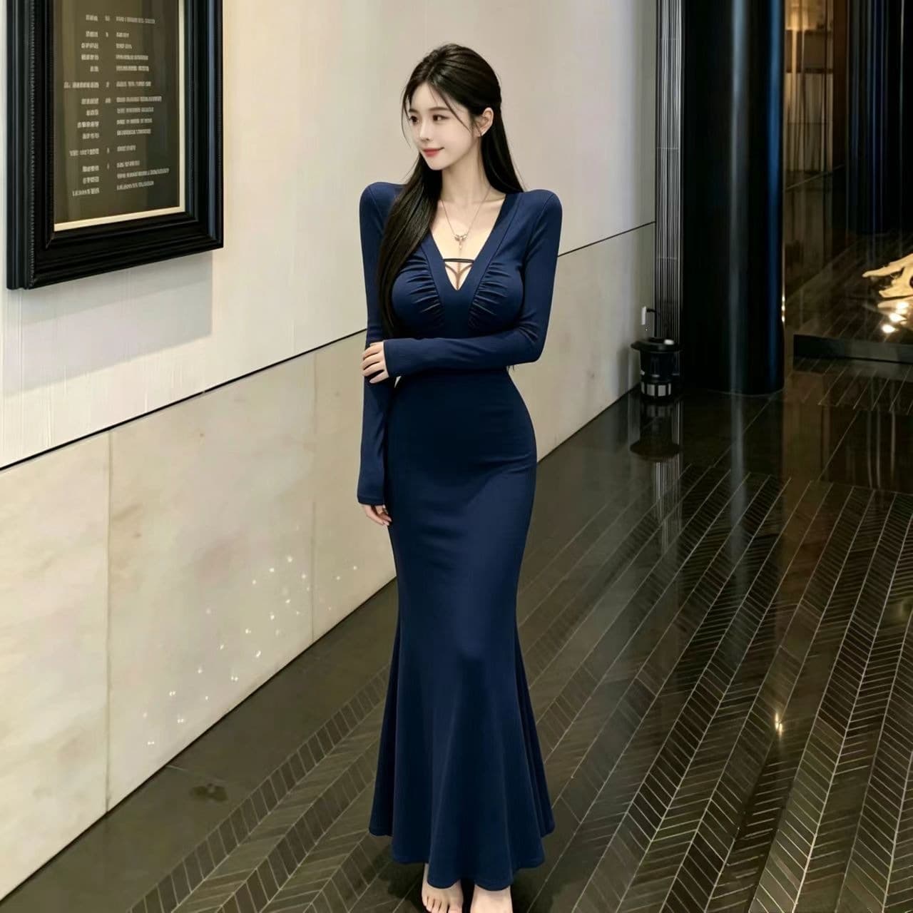 New Hollow-out Pleated Waist-cinching Long-sleeve Dress Figure-flattering And Hip-hugging