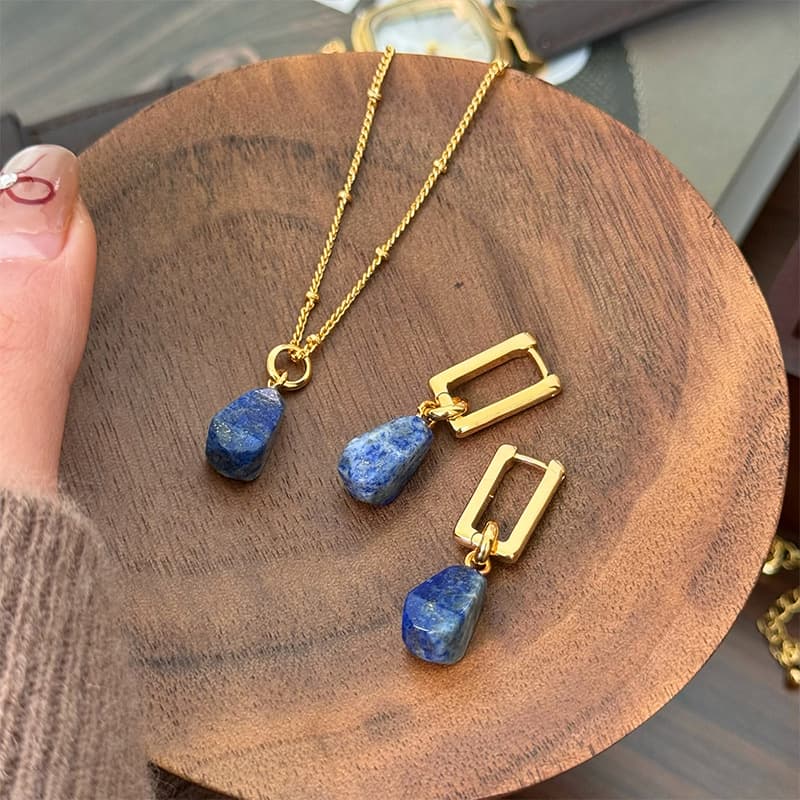 Versatile Multi-Faceted Lapis Lazuli Pendant Necklace