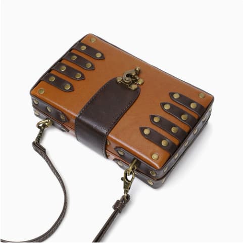Womens Shoulder And Crossbody Bag In Retro Punk Style European And American Inspired